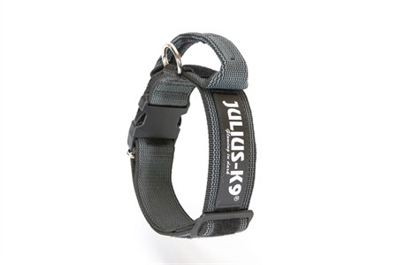K9 halsbånd m/håndtag, label & sikkerhedslås Sort 38-53 cm 